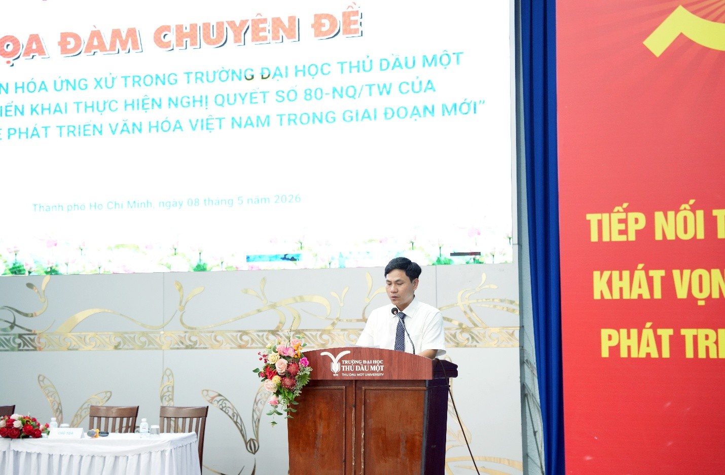 Tham luận và thảo luận