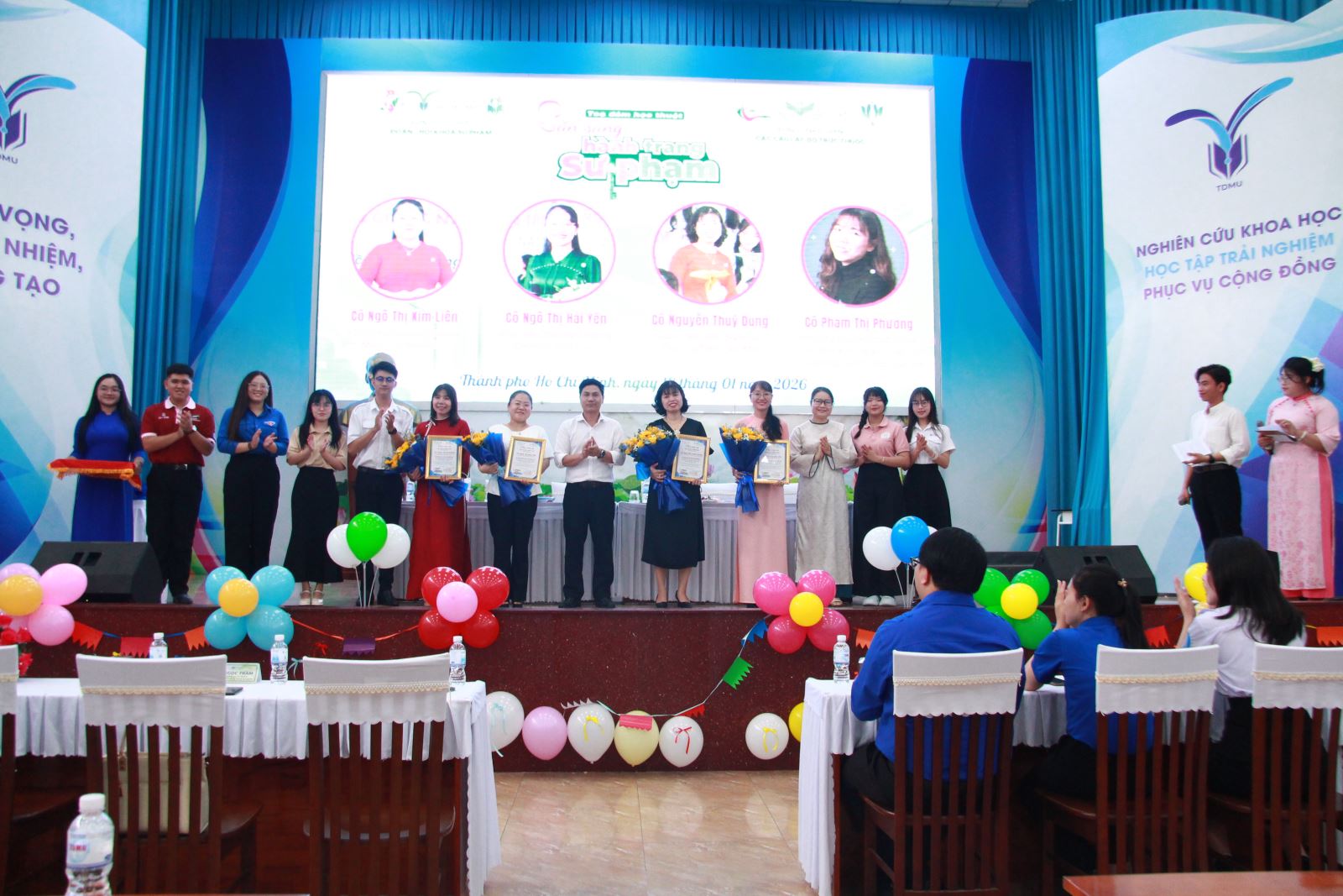 Toạ đàm Sẵn sàng hành trang Sư phạm