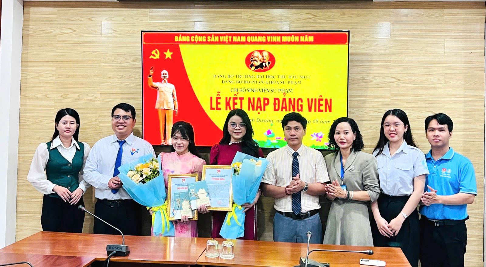 Lễ kết nạp Đảng